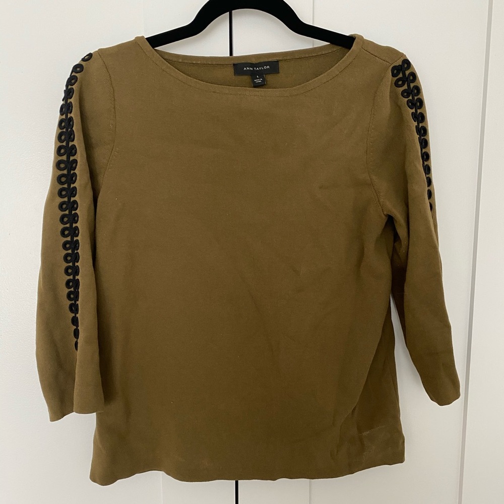 Ann Taylor olive green top
